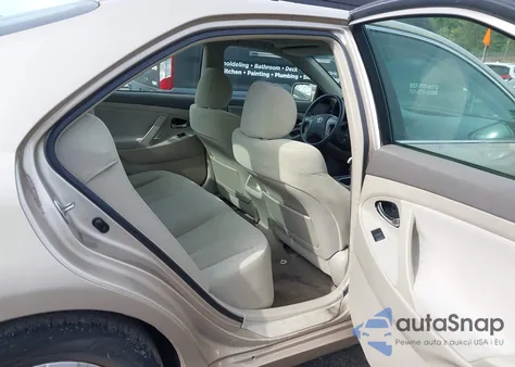 2007 Toyota Camry Ce z USA, uszkodzony, nr VIN 4T1BE46K17U131334